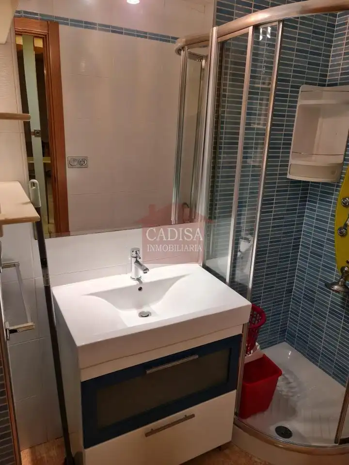 Bathroom of Study for rent in Salamanca  with Heating and Furnished