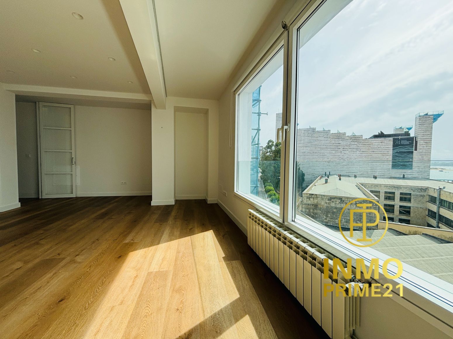 Sala d'estar de Pis de lloguer en Santander amb Calefacció i Parquet