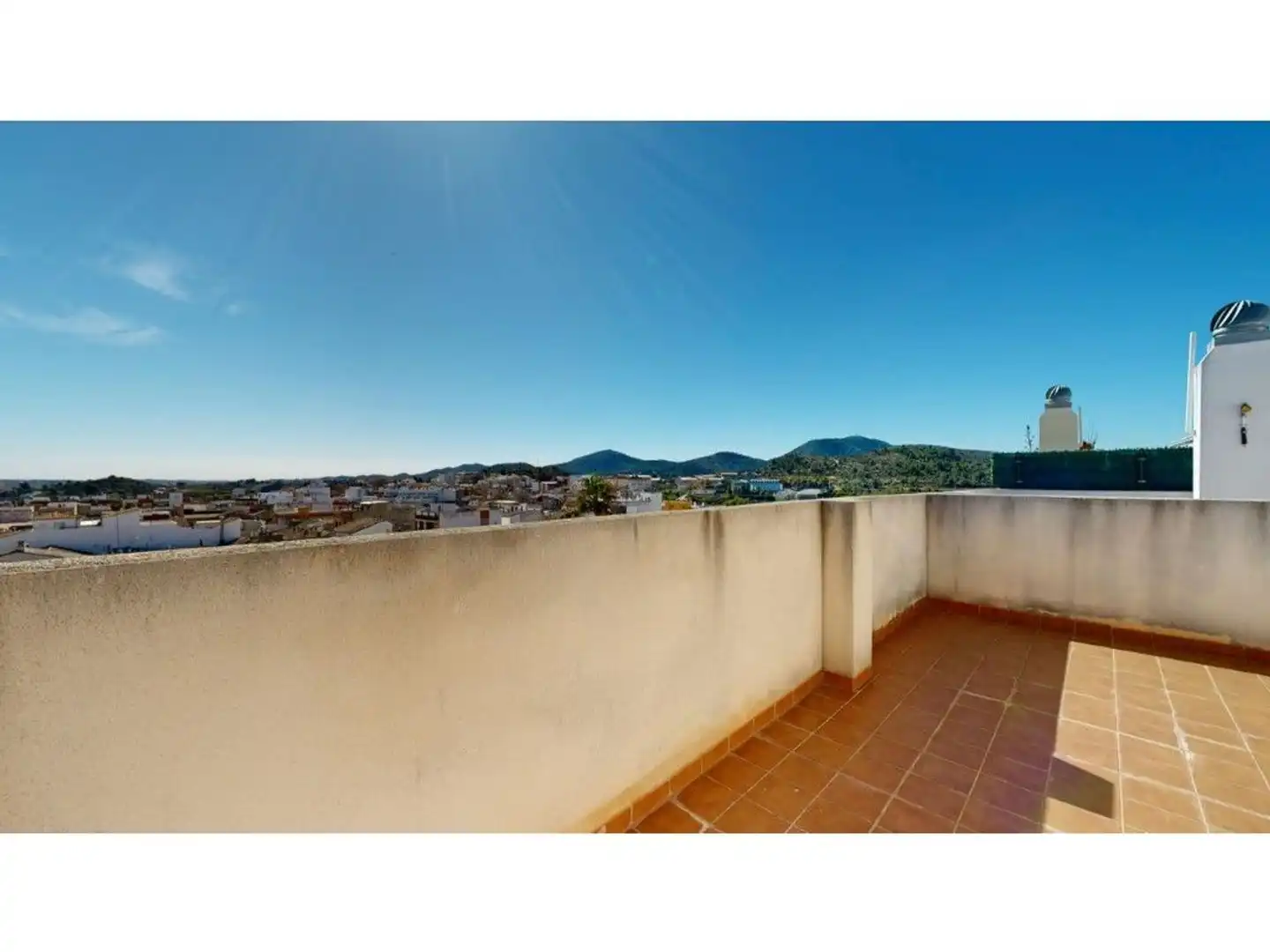 Vista exterior de Dúplex en venda en Vilamarxant amb Aire condicionat, Calefacció i Terrassa