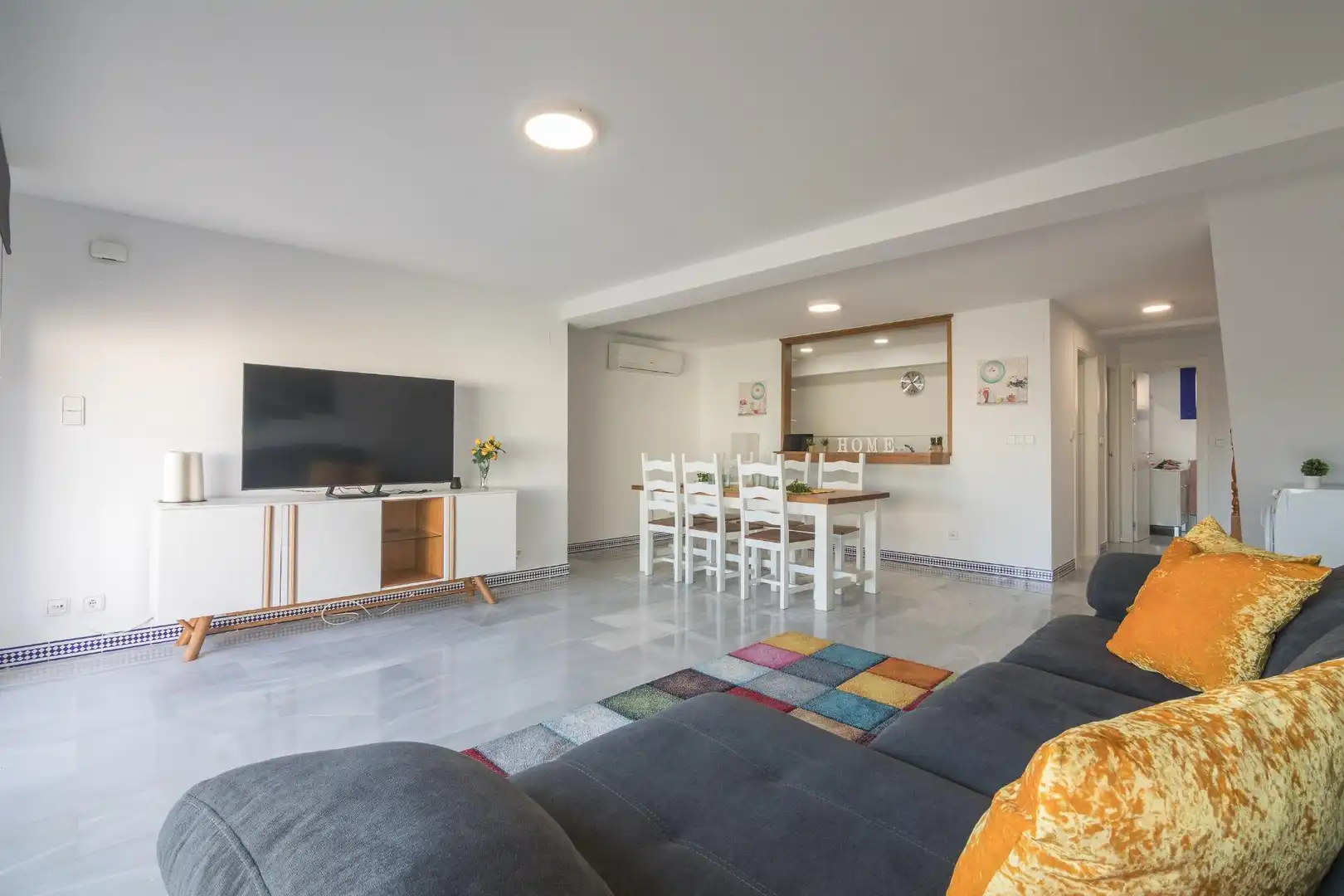 Sala de estar de Casa o chalet en venta en Santa Pola con Aire acondicionado, Calefacción y Jardín privado