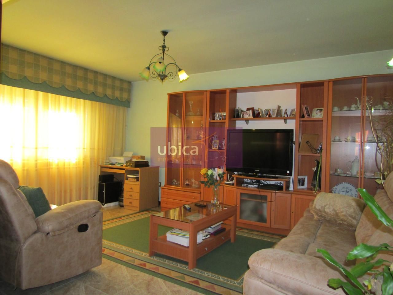 Sala d'estar de Casa o xalet en venda en Salceda de Caselas amb Calefacció, Jardí privat i Terrassa