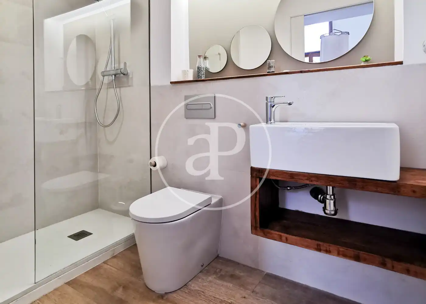Baño de Piso en venta en Barcelona con Aire acondicionado, Calefacción y Amueblado