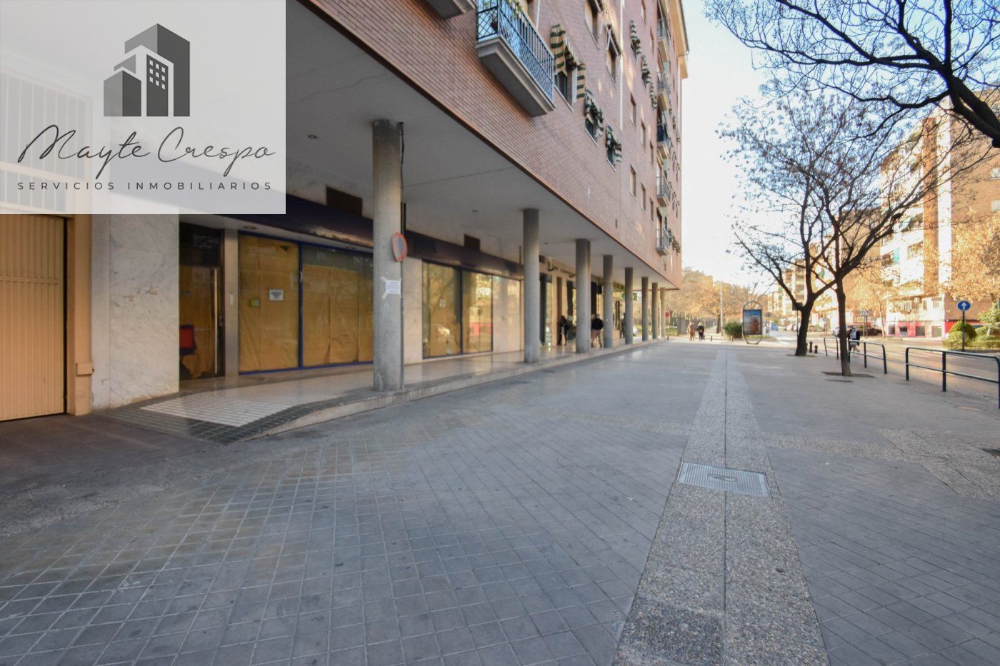 Local de lloguer a Calle pintor manuel maldonado, Barrio de Zaidín