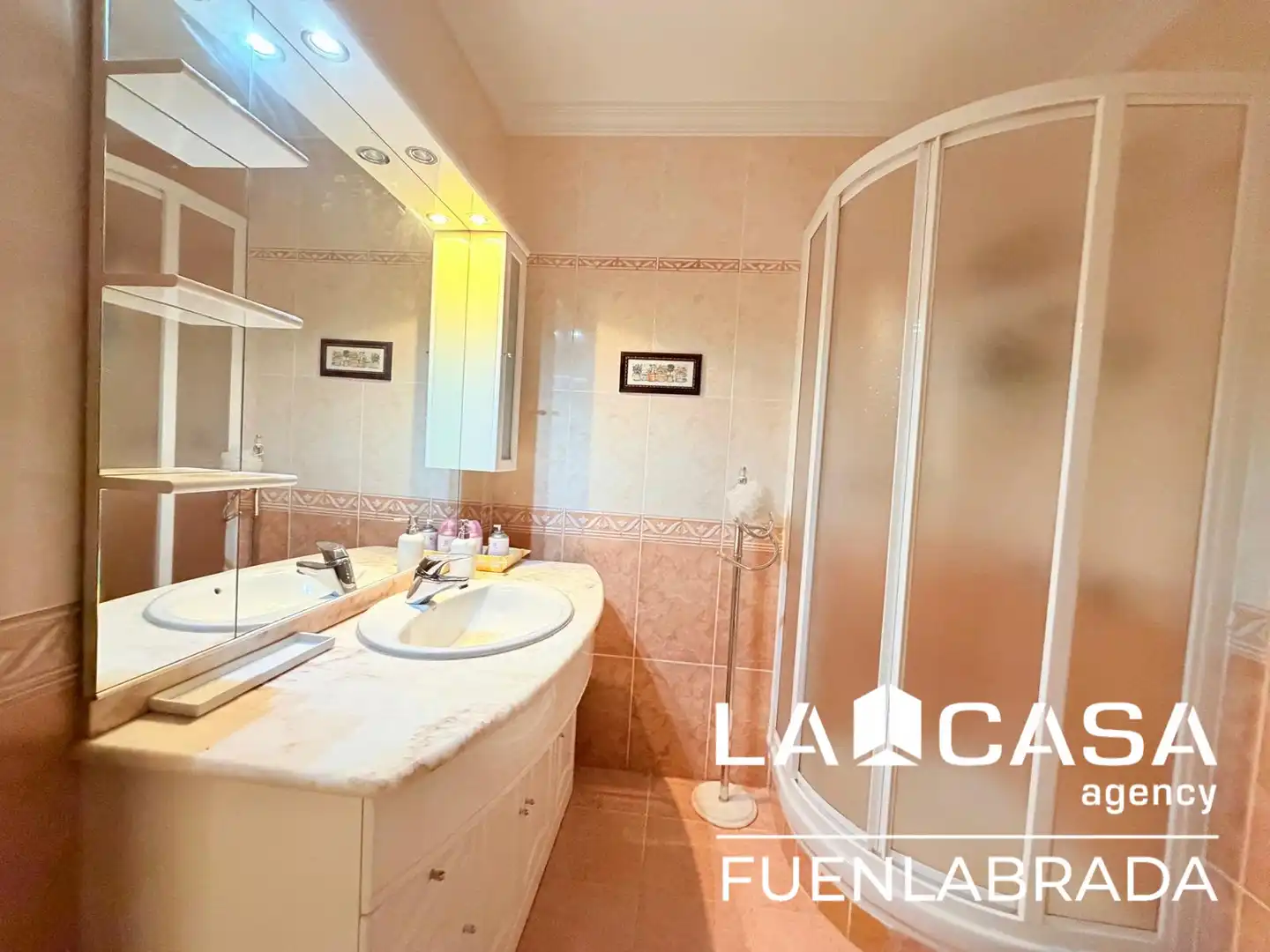 Baño de Piso en venta en Fuenlabrada con Aire acondicionado, Calefacción y Terraza