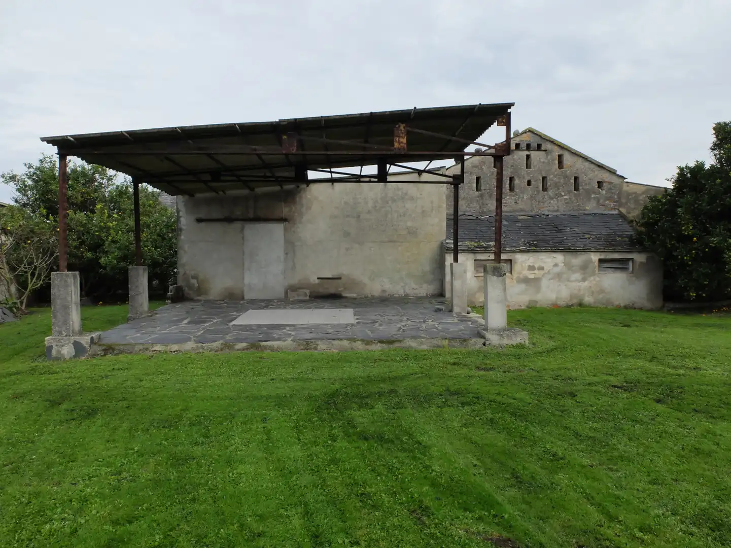Vista exterior de Casa o chalet en venta en Tapia de Casariego con Calefacción y Parquet