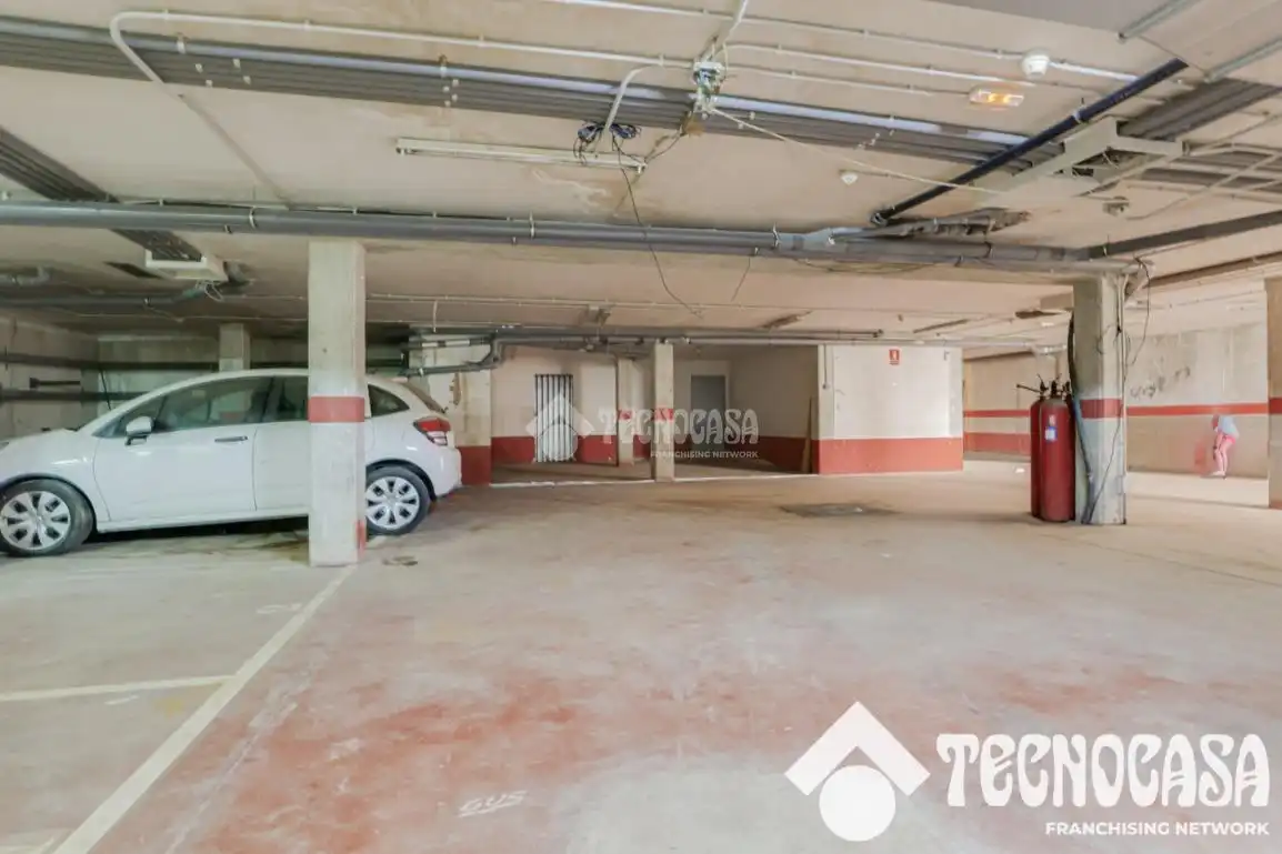 Parking of Buildings for sale in Barcelona
