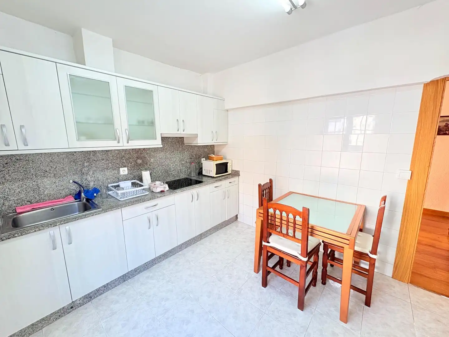 Cocina de Casa o chalet de alquiler en Villafranca del Bierzo con Calefacción y Amueblado
