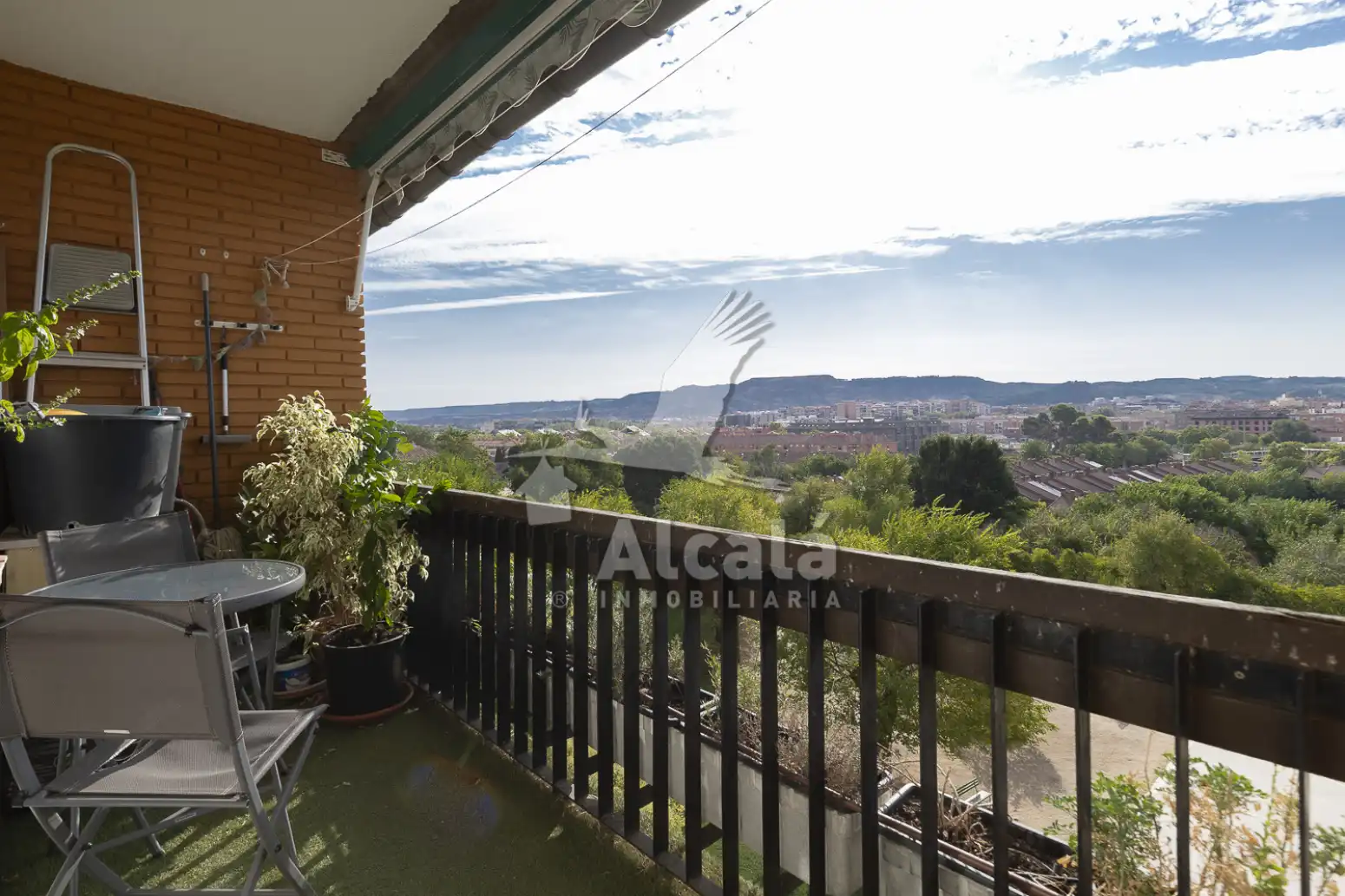 Flat with pool for sale in Ensanche, imagen 2