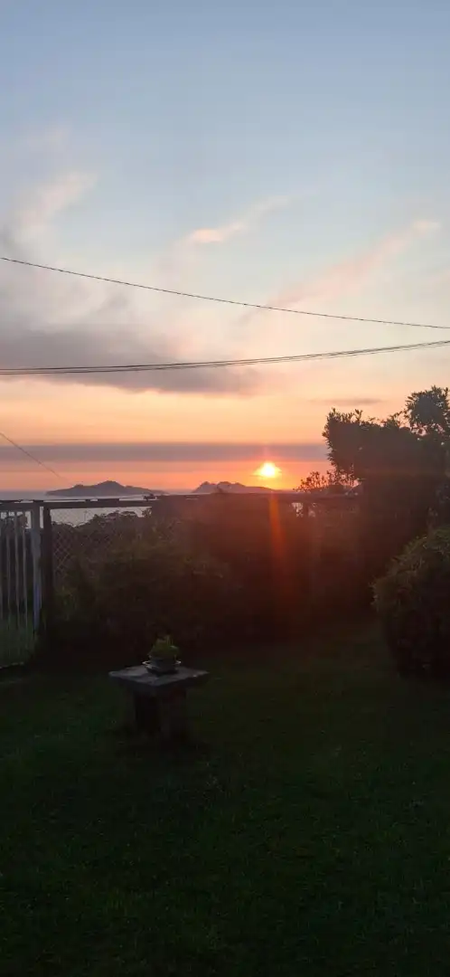 Außenansicht von Haus oder Chalet zum Verkauf in Vigo  mit Privatgarten und Abstellraum
