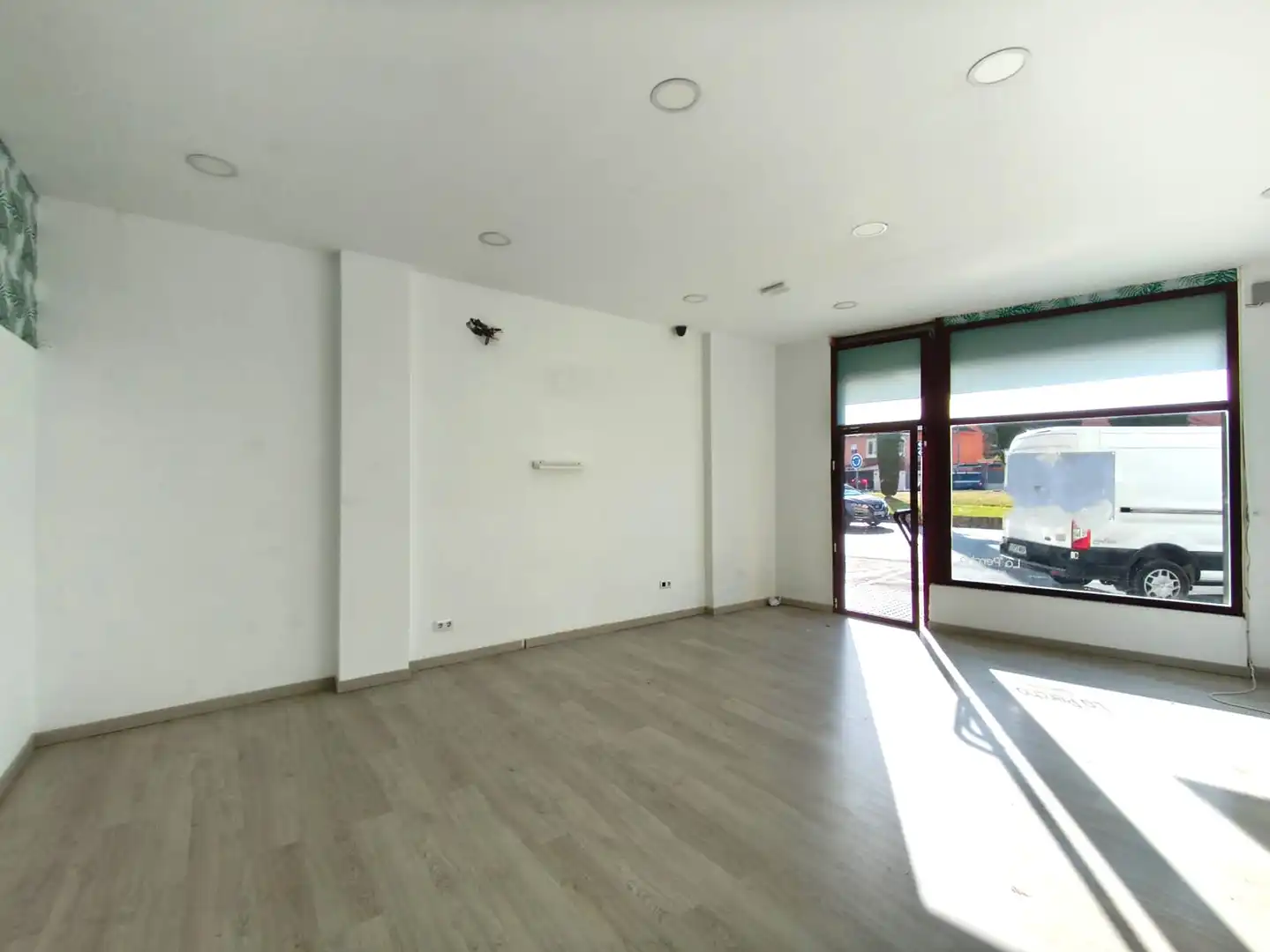 Geschaftsraum zur Miete in Avenida de la Libertad, Pago Alhaja