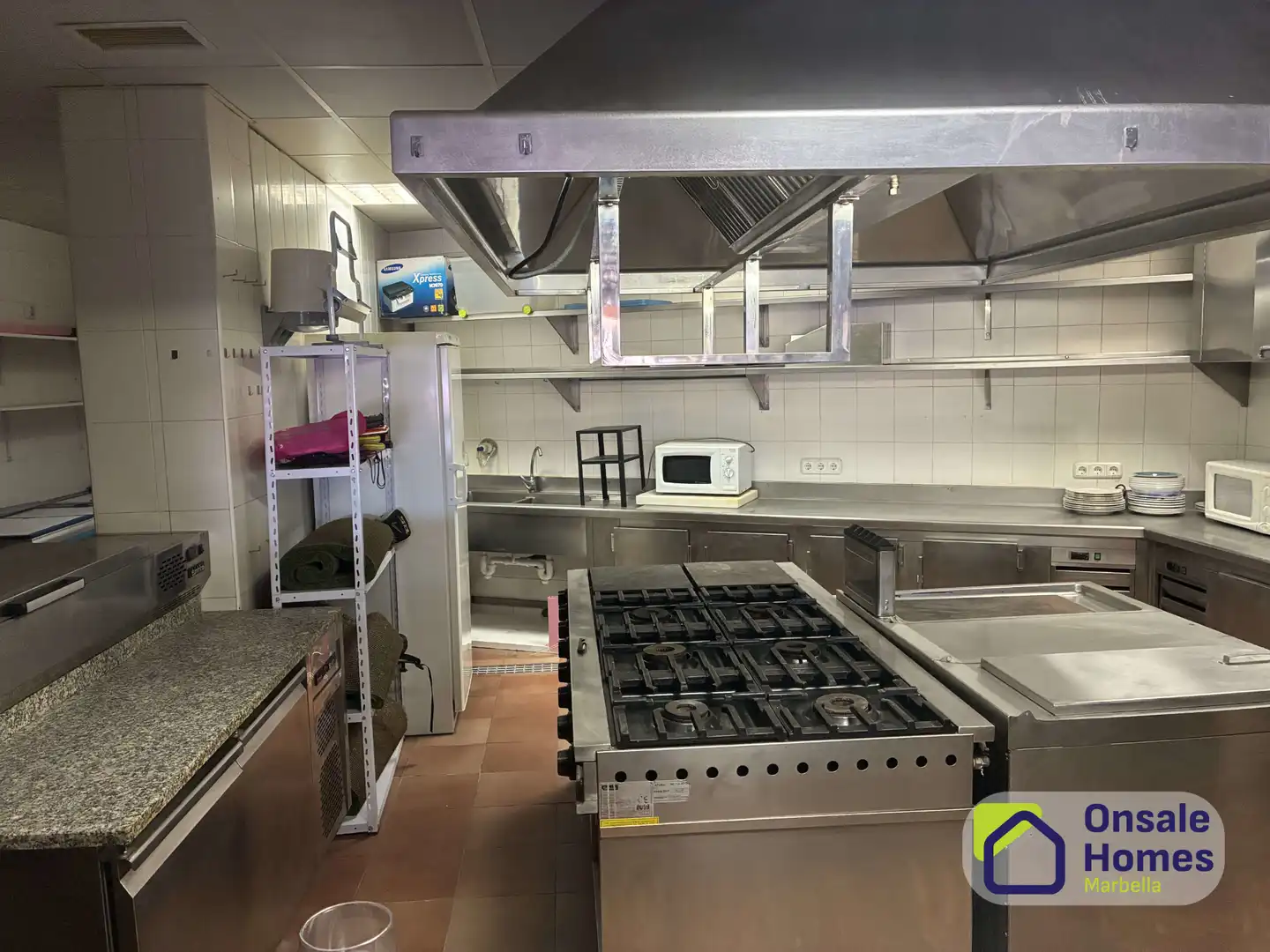 Cocina de Local en venta en Mijas con Terraza