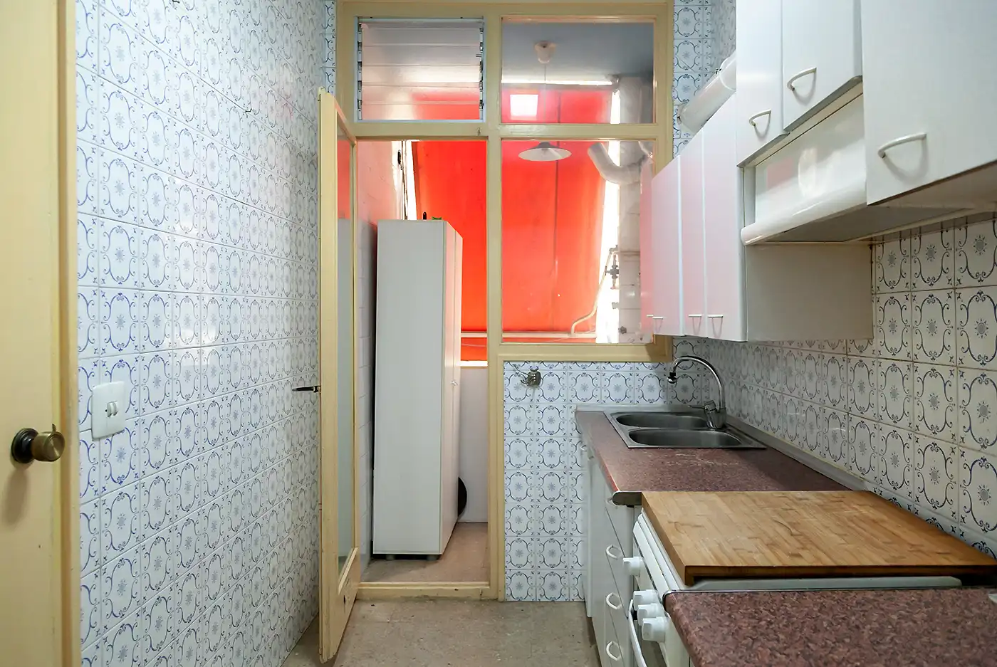 Cocina de Piso en venta en Barcelona con Balcón y Alarma