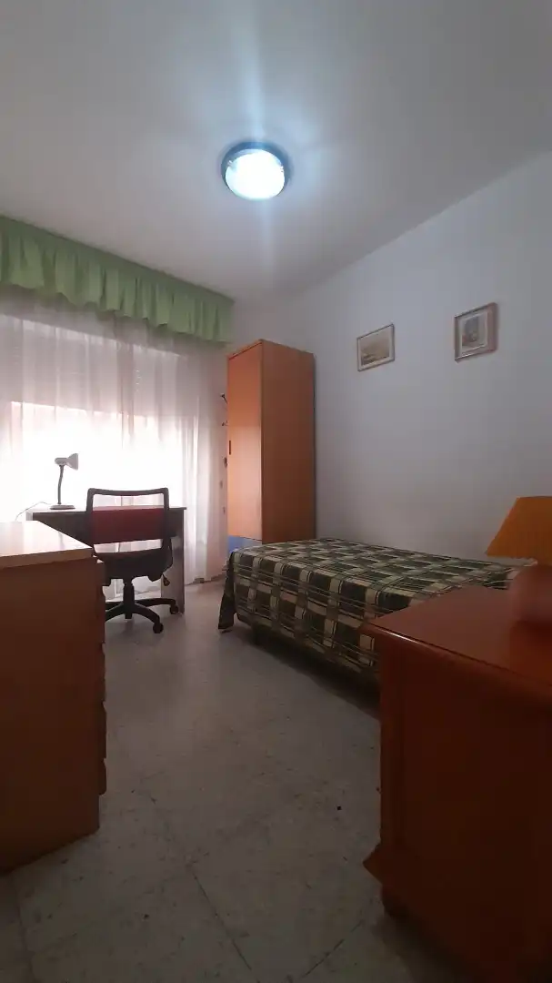 Bedroom of Flat for rent in Córdoba  with Air Conditioner, Terrace and Furnished