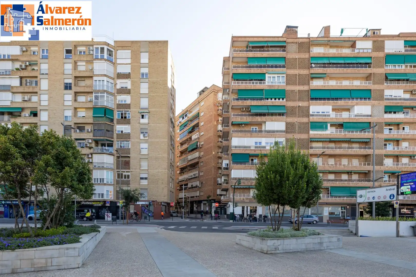 Exterior view of Flat for sale in Granada