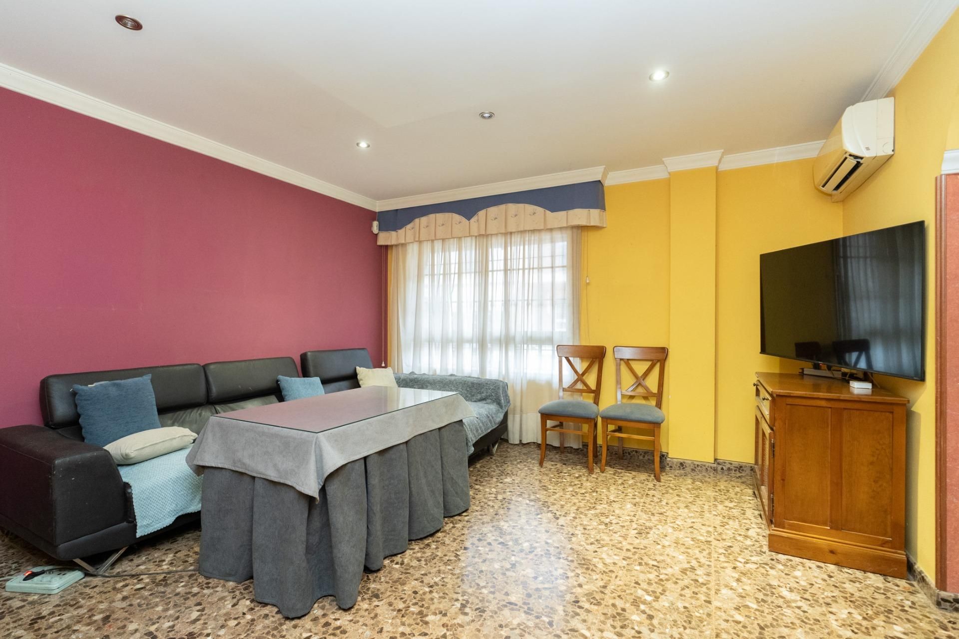 Dormitori de Casa o xalet en venda en Motril amb Terrassa i Traster