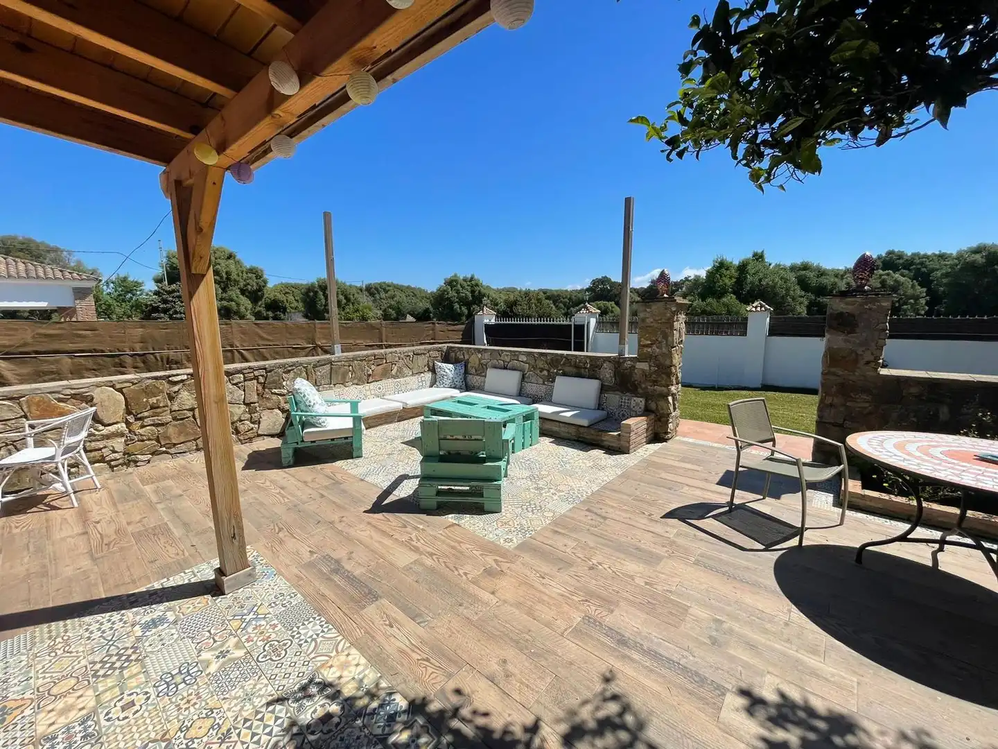 Terrasse von Country house zum Verkauf in Vejer de la Frontera mit Klimaanlage, Privatgarten und Abstellraum