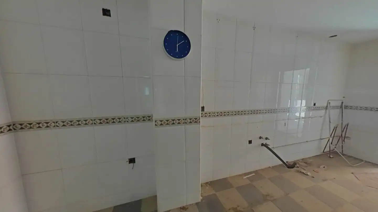 Bathroom of Flat for sale in Puertollano  with Swimming Pool