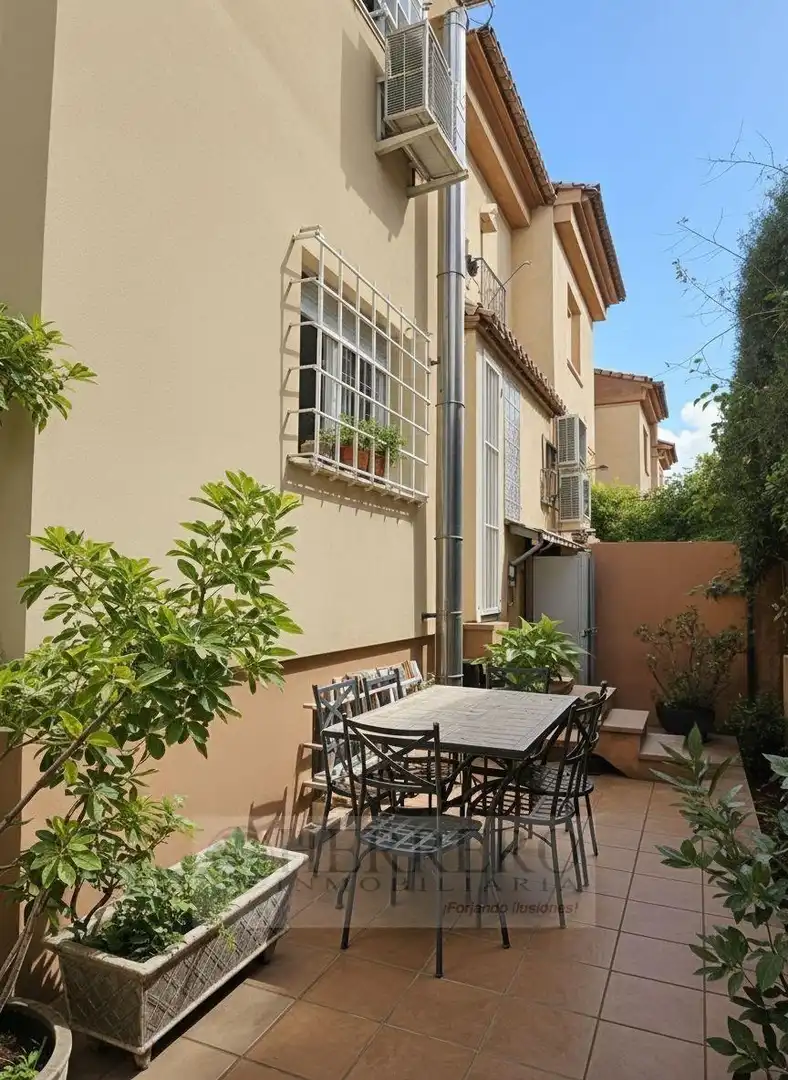 Terraza de Casa adosada en venta en Gandia con Aire acondicionado, Calefacción y Jardín privado