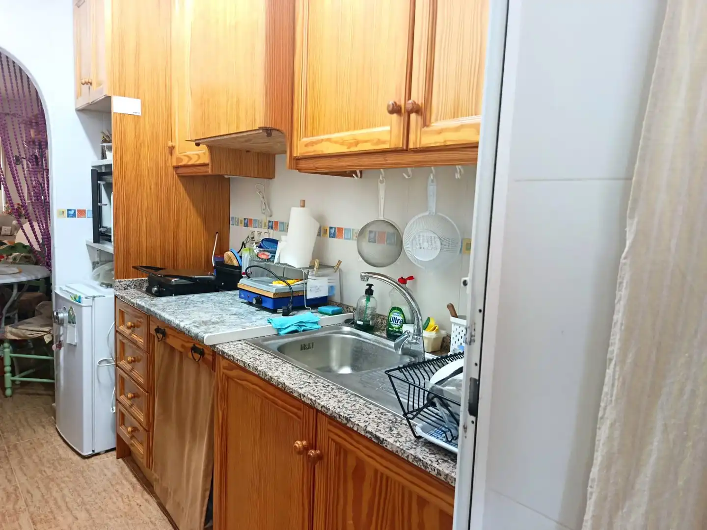 Cuina de Casa adosada en venda en Castalla amb Jardí privat, Terrassa i Moblat