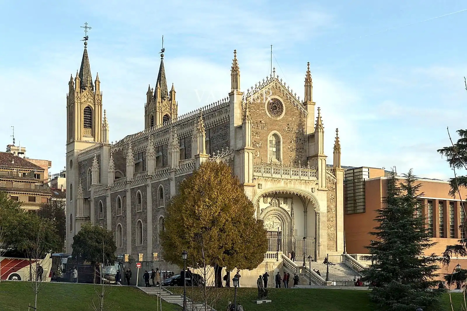 Exterior view of Flat for sale in Madrid  with Heating, Terrace and Storage room