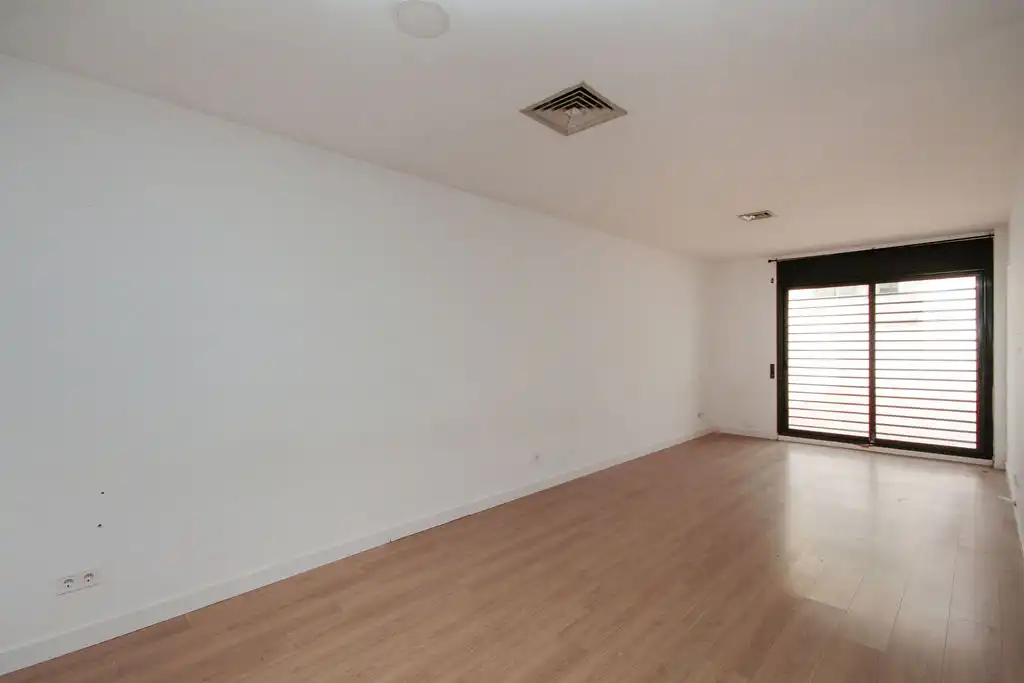 Flat for sale in Badalona