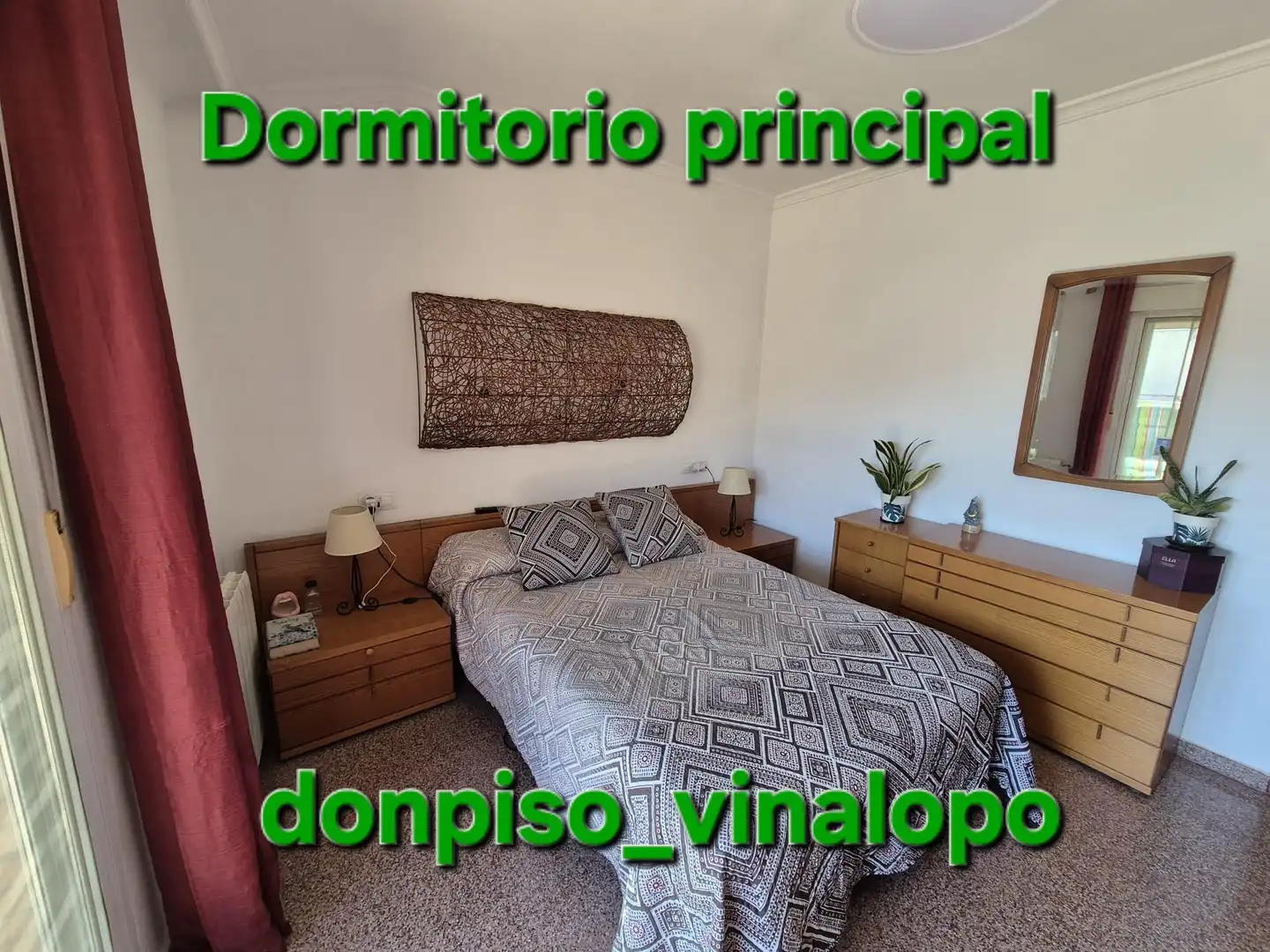 Casa adosada en venda a Las Cruces