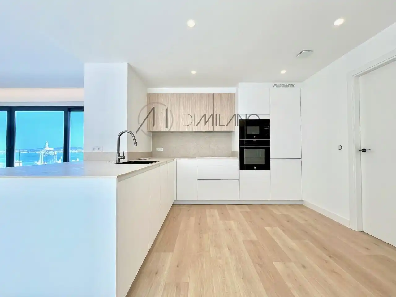 Cocina de Ático en venta en Vigo  con Calefacción