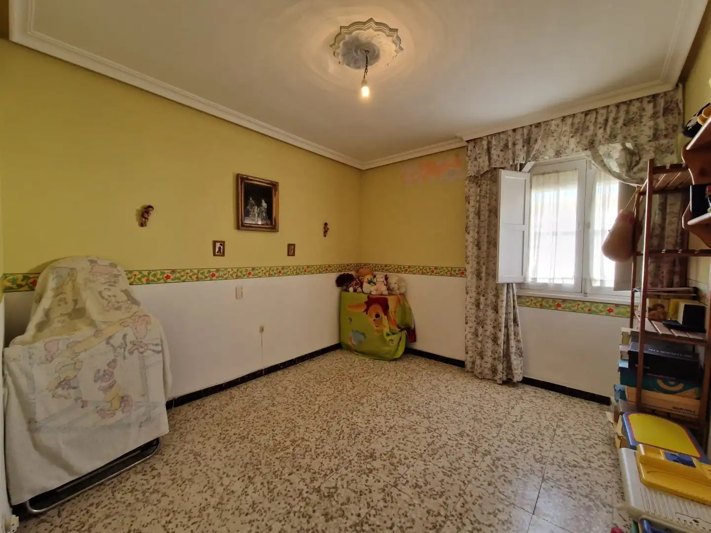 Bedroom of Flat for sale in Lora del Río