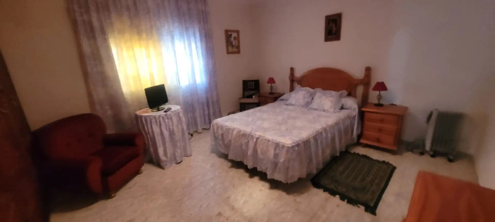 Dormitori de Casa o xalet en venda en Algeciras amb Aire condicionat, Jardí privat i Terrassa