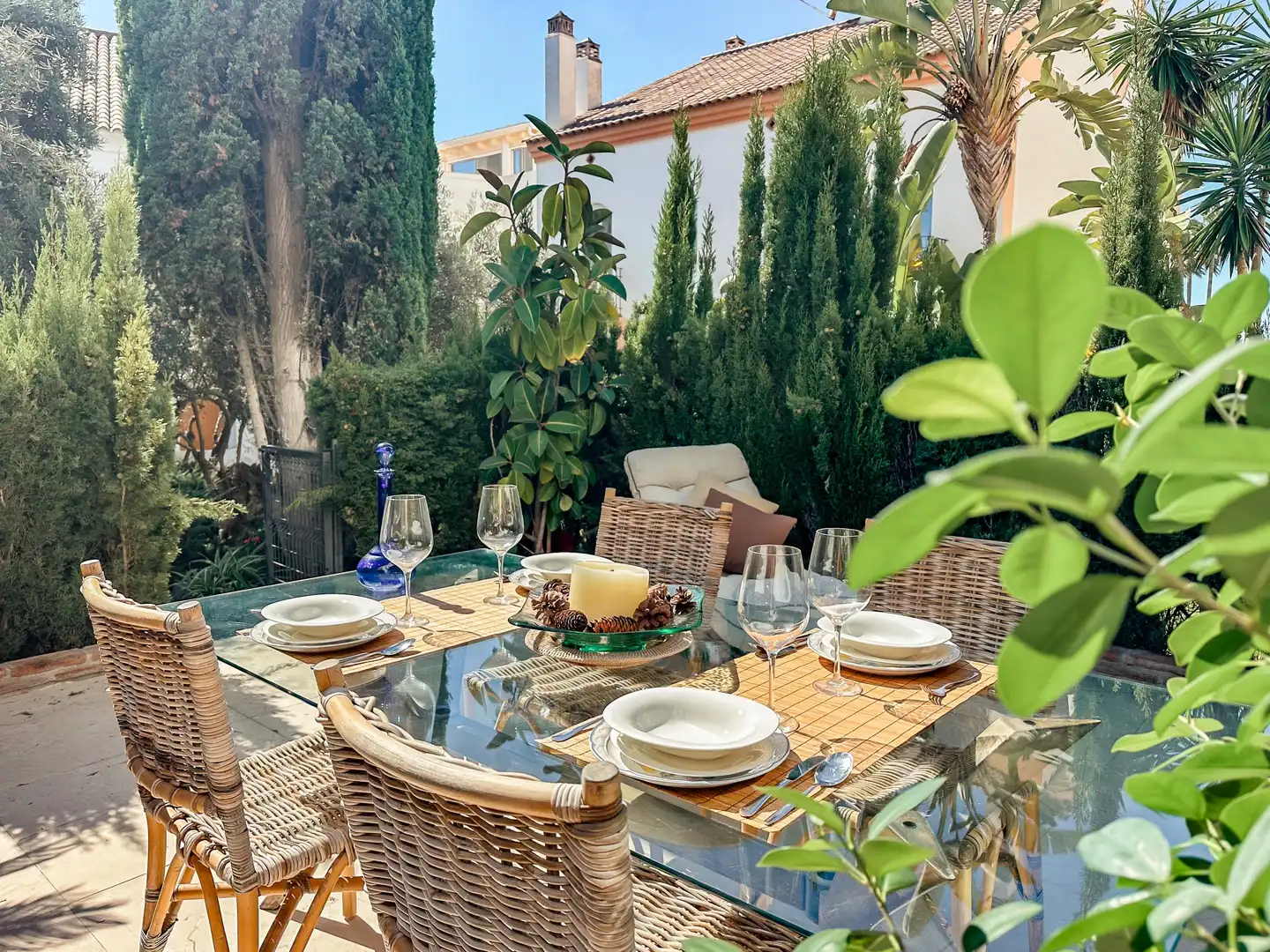 Terraza de Casa adosada en venta en Marbella con Jardín privado, Alarma y Piscina comunitaria