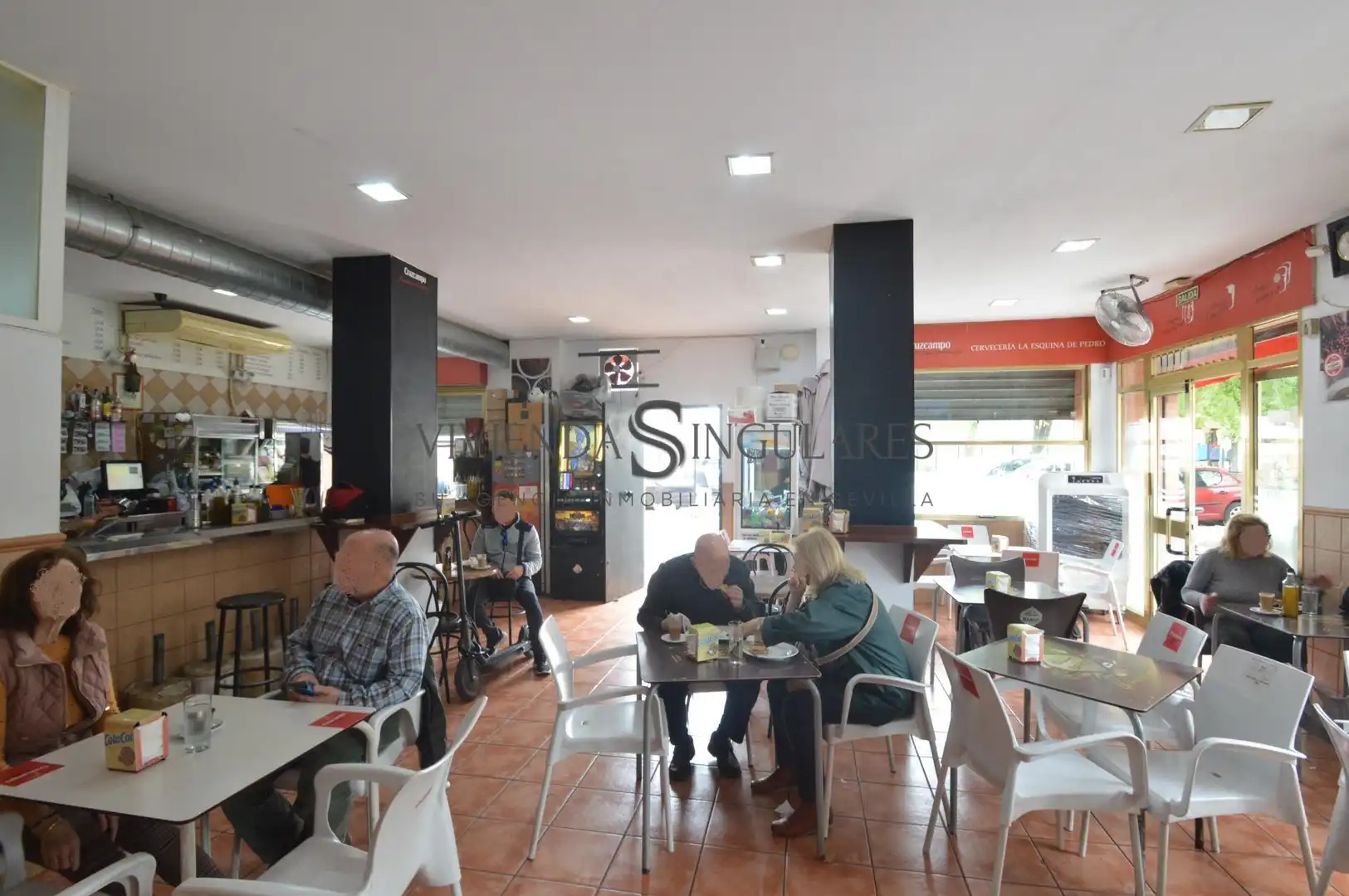 Local de alquiler en Sevilla con Aire acondicionado y Amueblado
