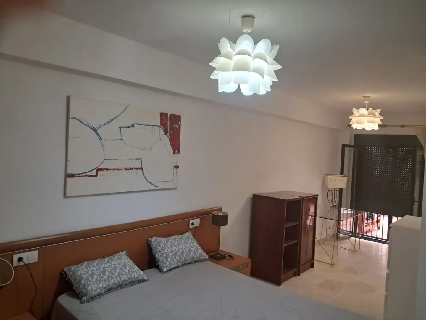 Dormitori de Apartament de lloguer en Málaga amb Piscina, Moblat i Rentadora
