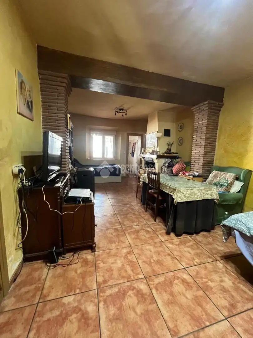 Casa aparellada en venda a Pinos Puente, imagen 8