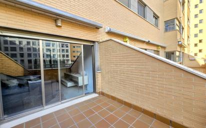 Balcony of Flat for sale in  Madrid Capital  with Air Conditioner, Heating and Private garden