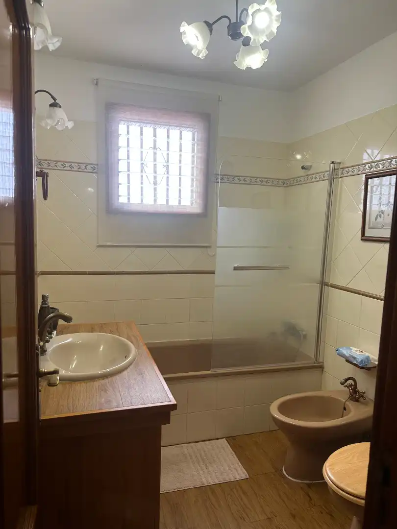 Baño de Casa o chalet de alquiler en La Orotava con Jardín privado, Terraza y Trastero