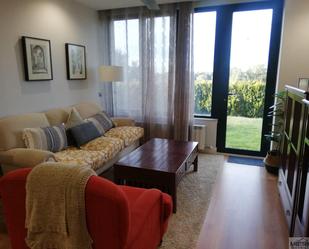 Living room of Flat for sale in Carrascal de Barregas  with Parquet flooring, Storage room and Alarm