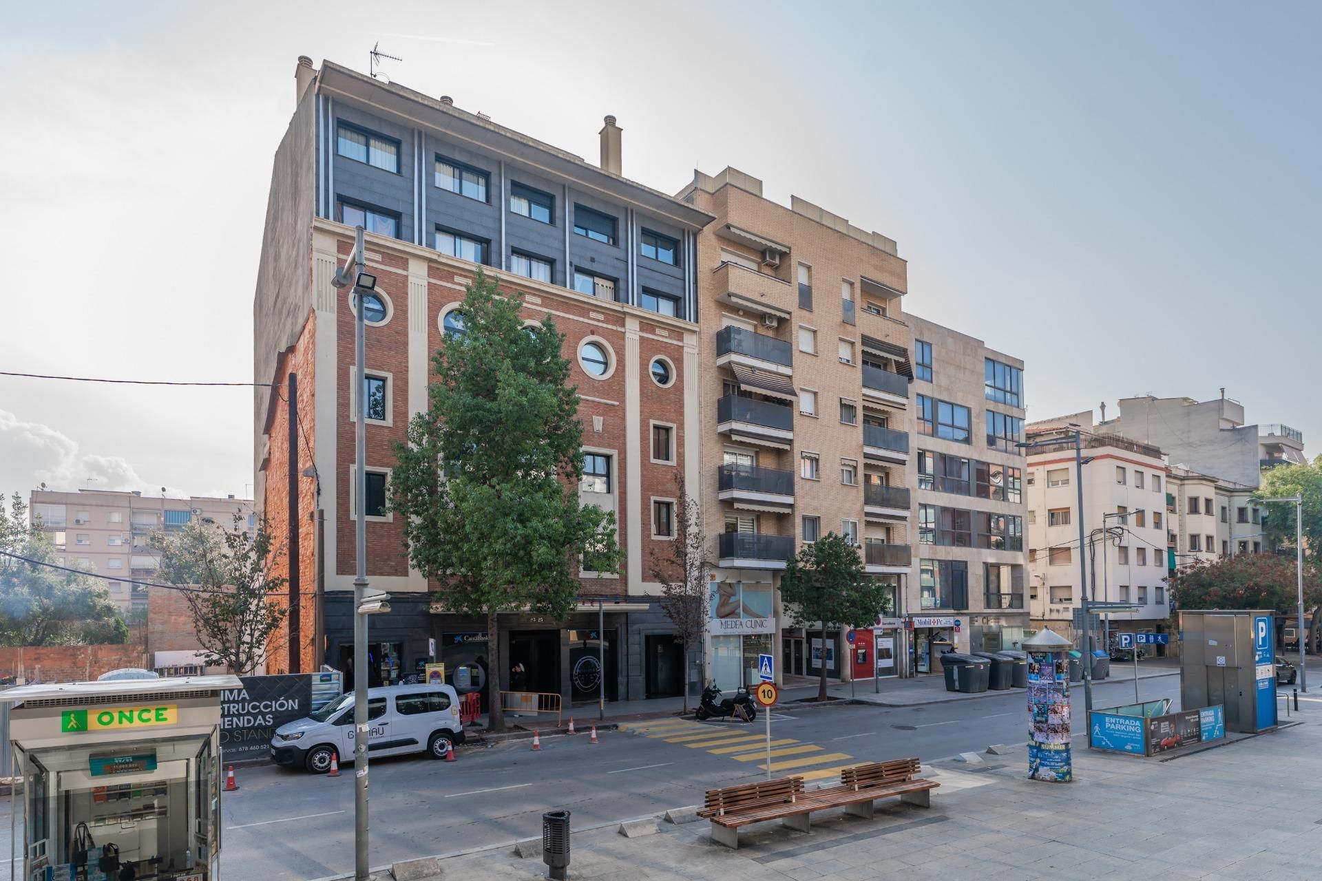 Exterior view of Flat for sale in Mollet del Vallès  with Air Conditioner, Heating and Parquet flooring