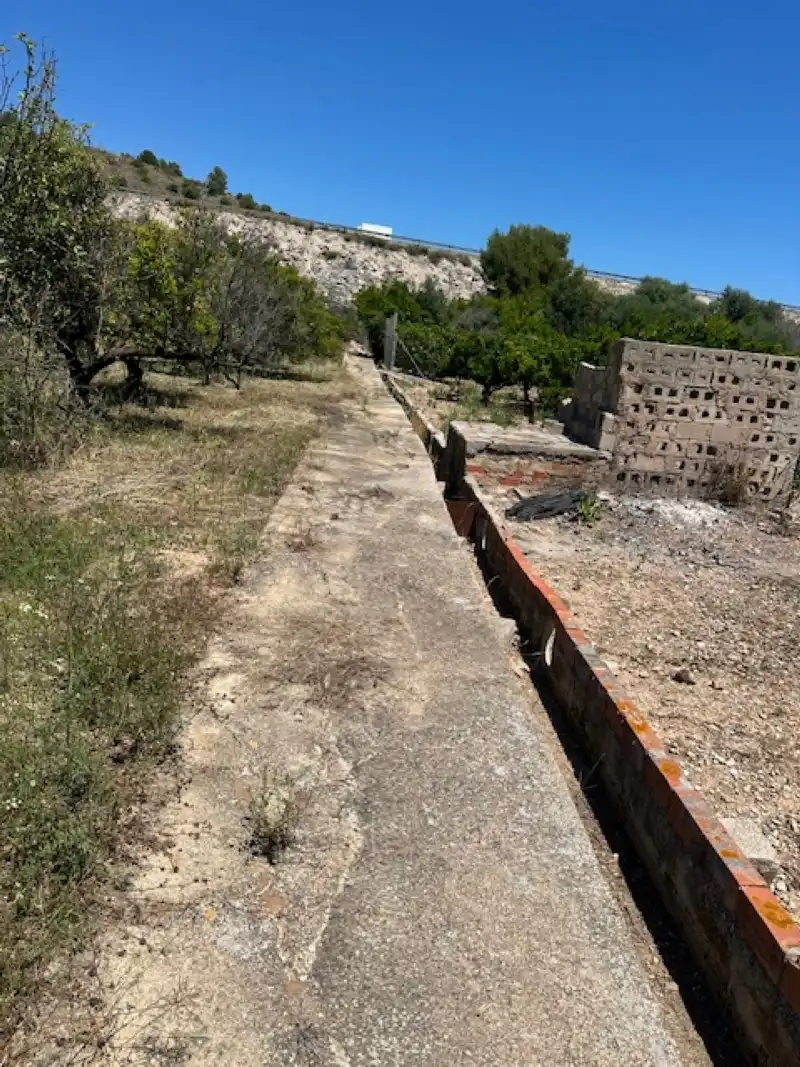 Terreno en venta en La Font d'en Carròs