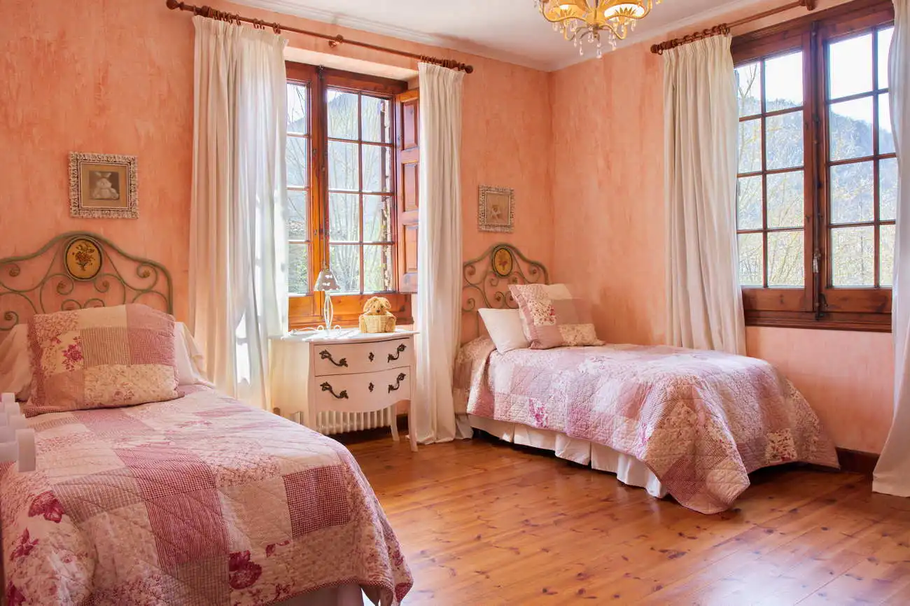 Habitación de Casa o chalet en venta en Camprodon con Calefacción, Jardín privado y Parquet