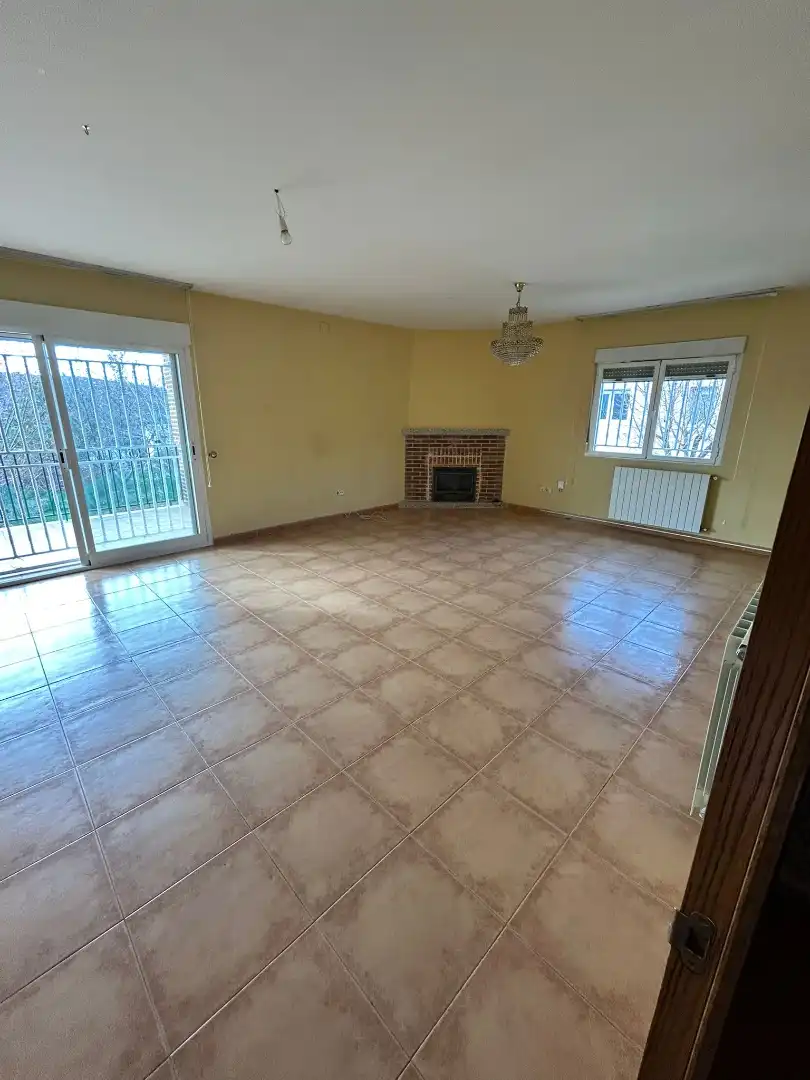 Living room of Detached homes for sale in Robledo de Chavela  with Heating, Private garden and Terrace