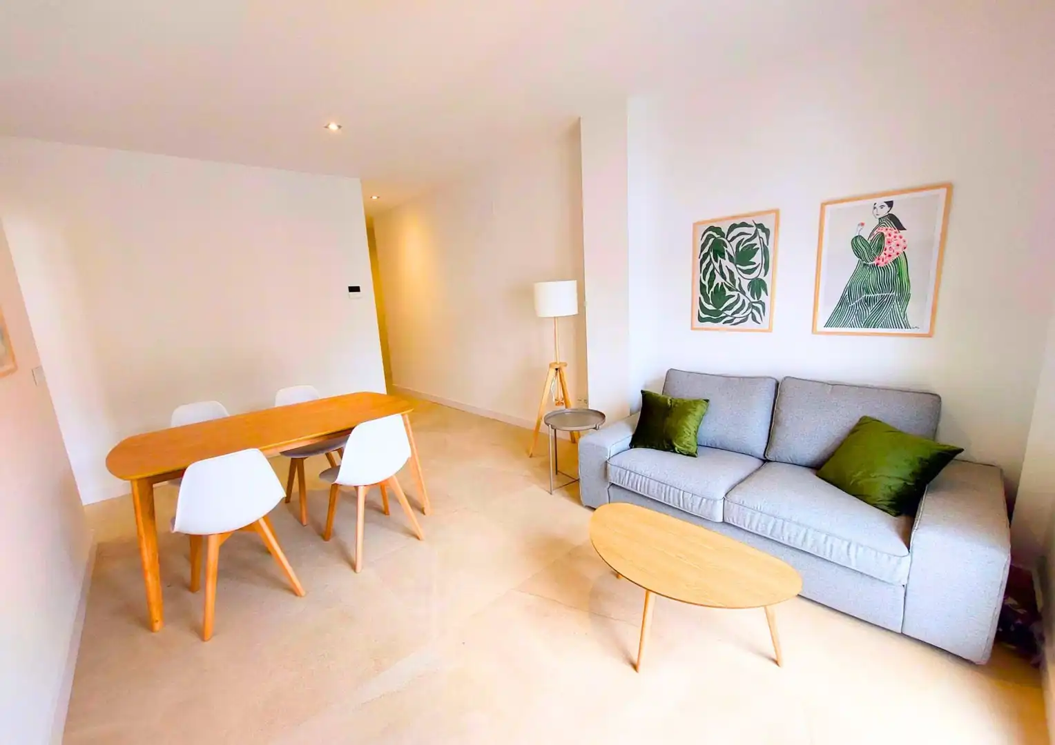 Flat with lift for sale in Ismael González de la Serna 9, imagen 2
