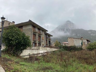 Terreny residencial en venda a Calle la Fuente