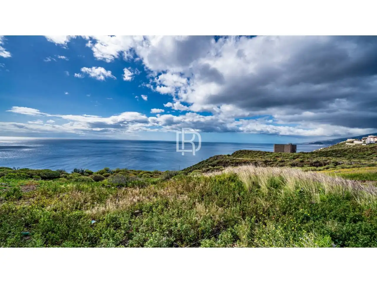 Einfamilien-Reihenhaus zum Verkauf in Santa Cruz de Tenerife mit Klimaanlage, Terrasse und Möbliert