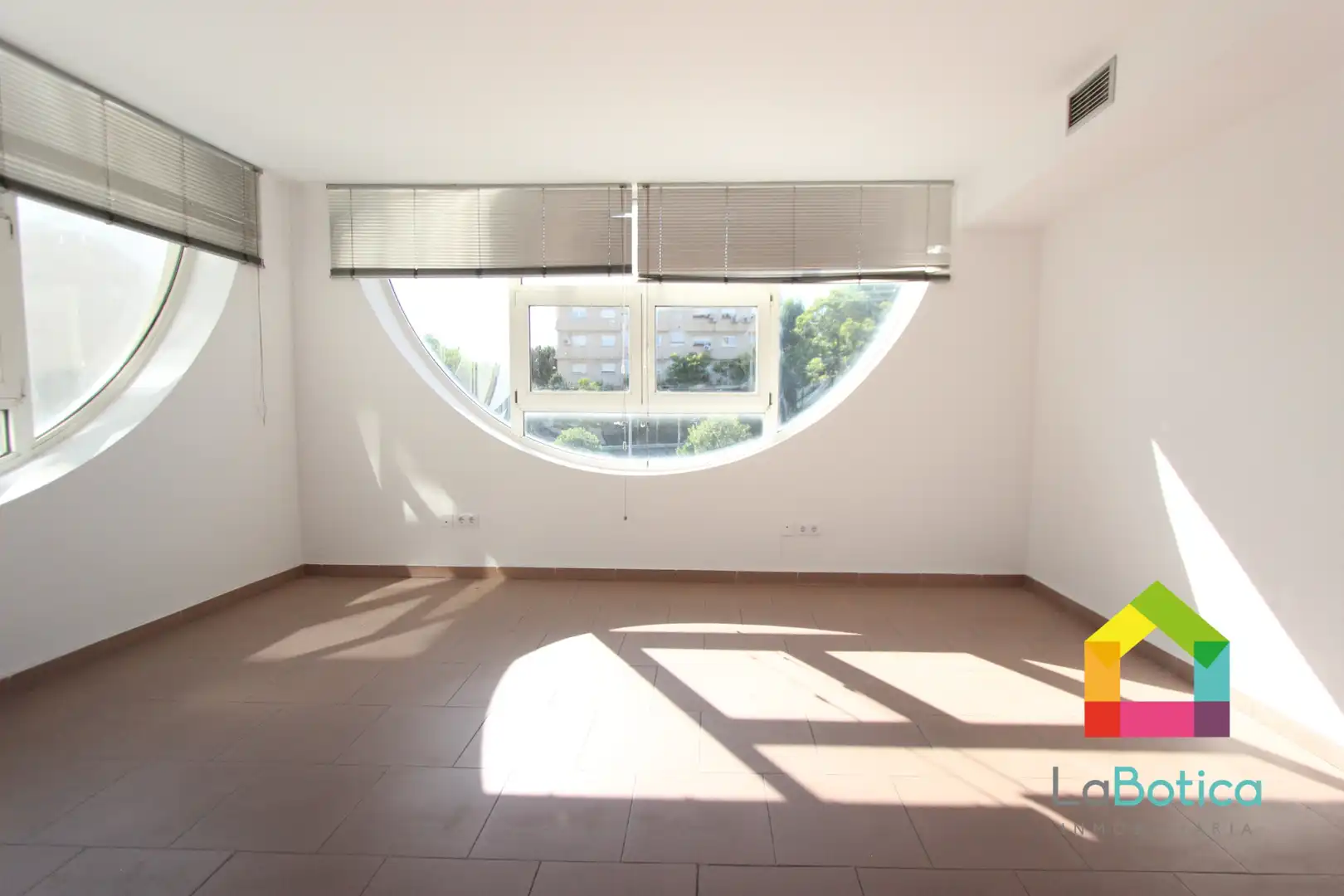 Office space with lift to rent in Buenavista - Valparaíso - La Legua, imagen 4