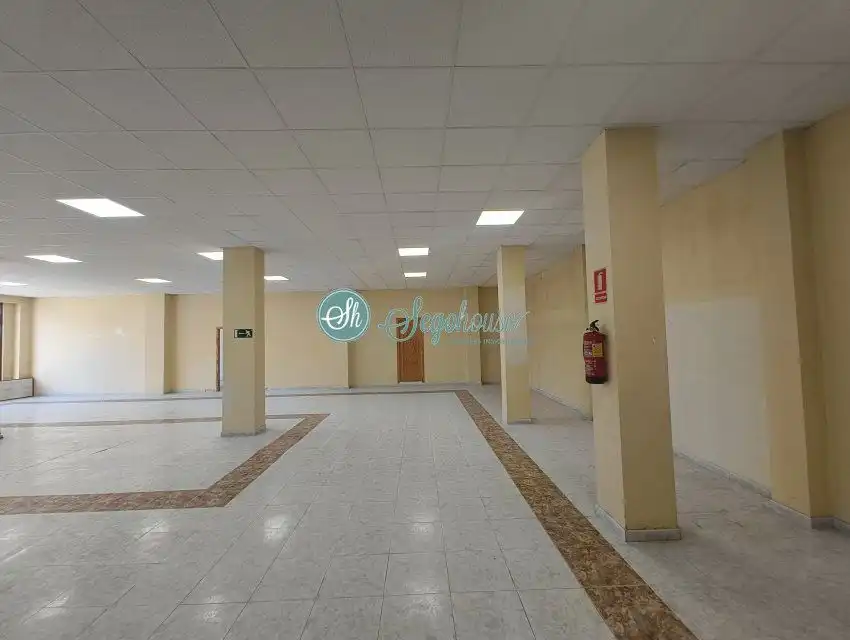 Business premises to rent in La Lastrilla, imagen 21
