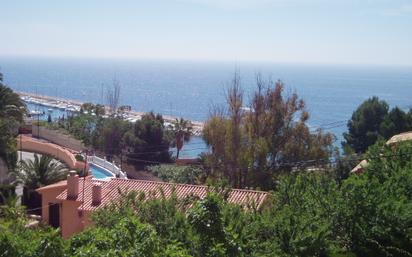 Vista exterior de Casa o xalet en venda en Altea amb Aire condicionat, Calefacció i Jardí privat