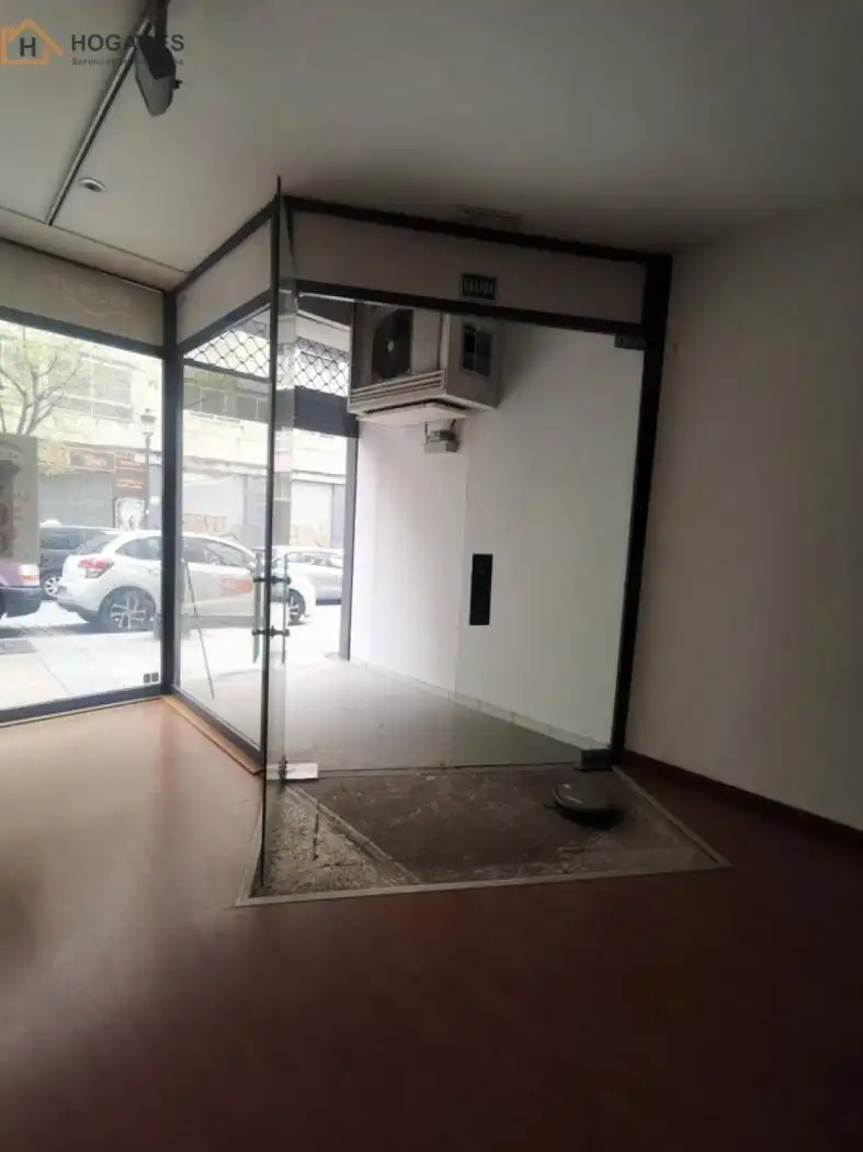 Local comercial en venda a Rúa de Barcelona,, imagen 2