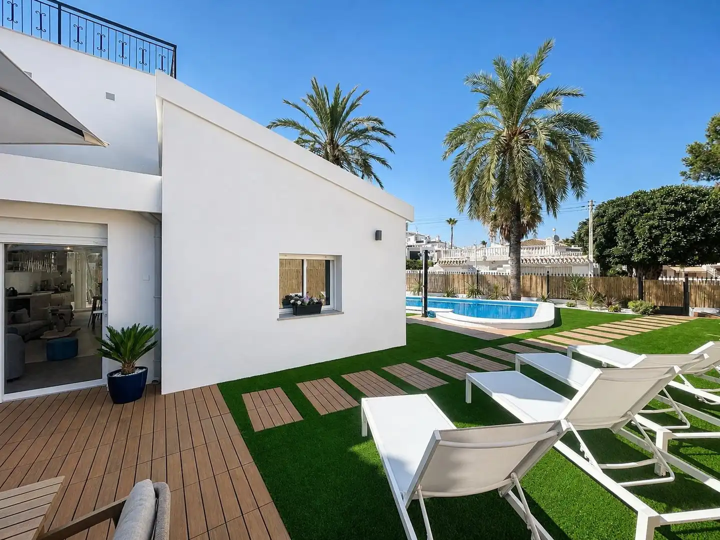 Semi-detached house with pool for sale in Orihuela Costa, imagen 6