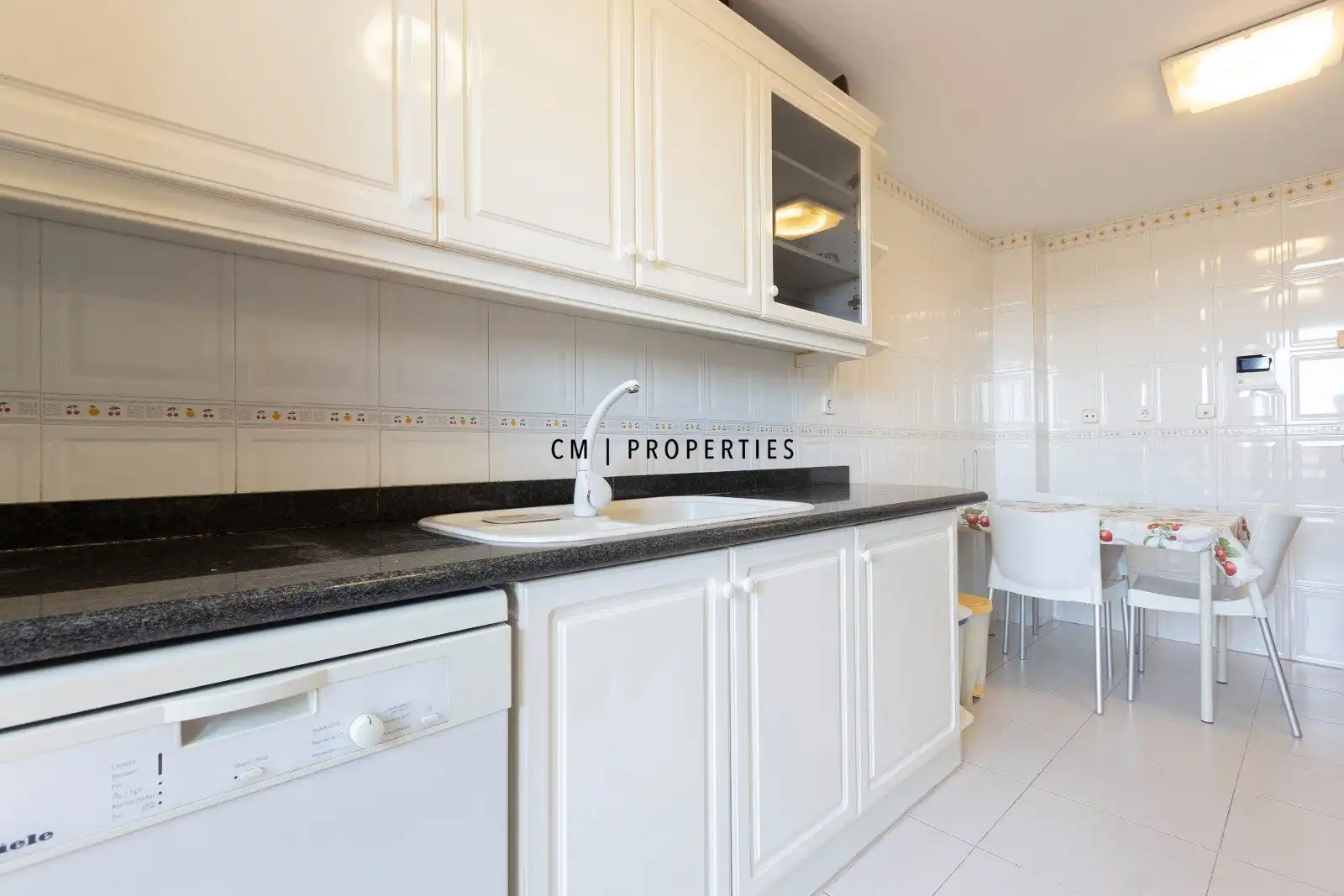 Kitchen of Flat for rent in Valencia  with Air Conditioner, Heating and Terrace