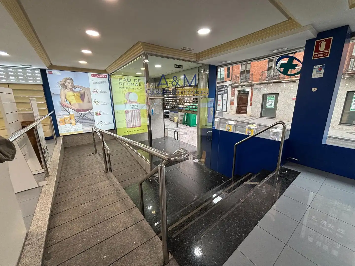 Local comercial de lloguer a calle Bajada de la Libertad, imagen 24